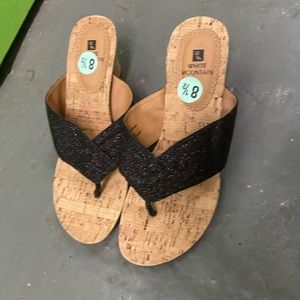 White mountain black shimmery thong sandals